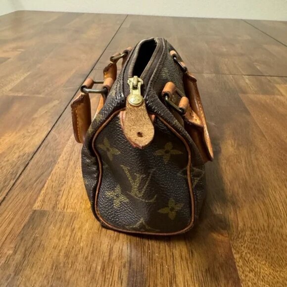 Louis Vuitton Mini Speedy - Picture 2 of 9